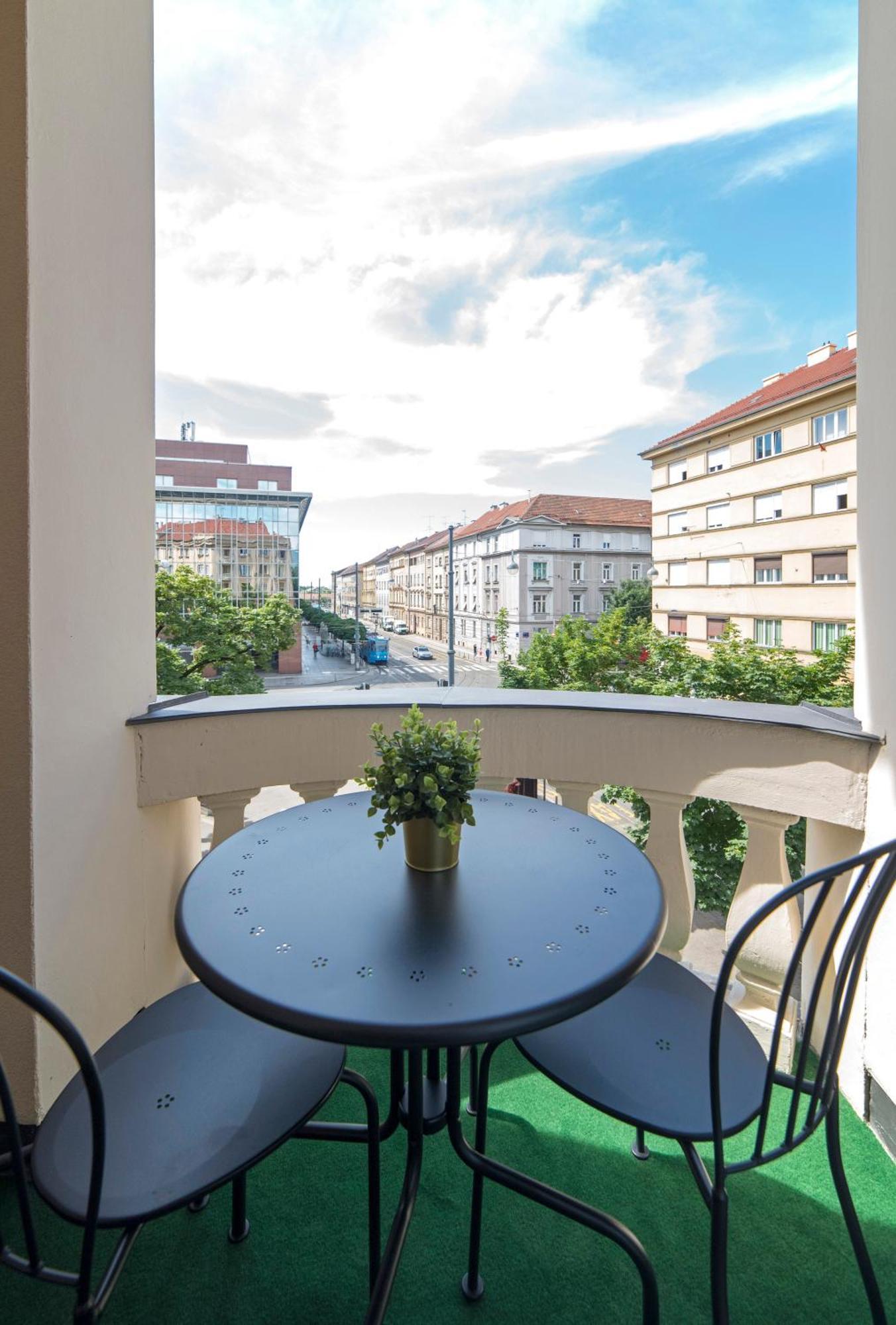 Evita Accommodation Zagreb Luaran gambar